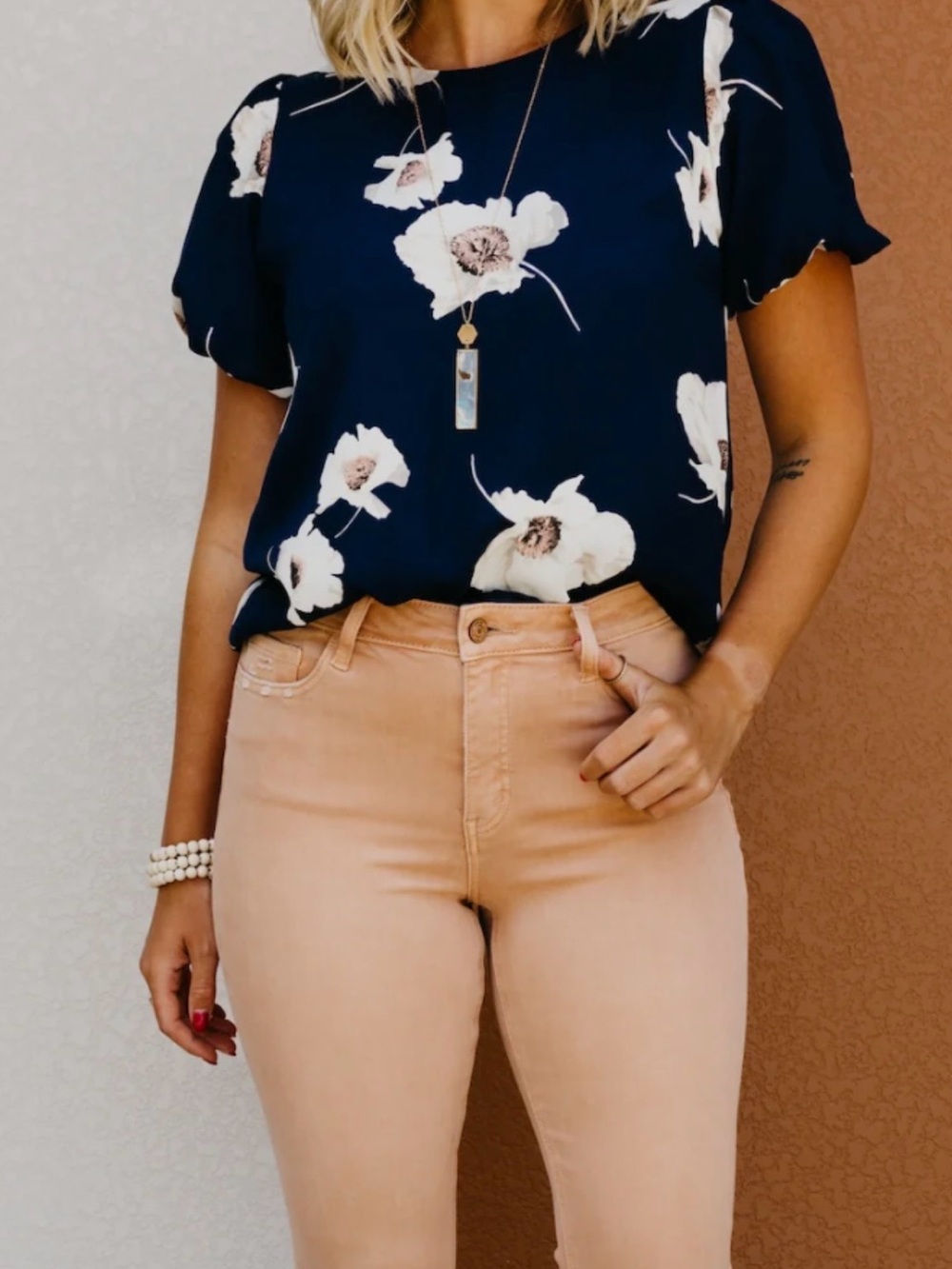 Puff sleeve floral blouse